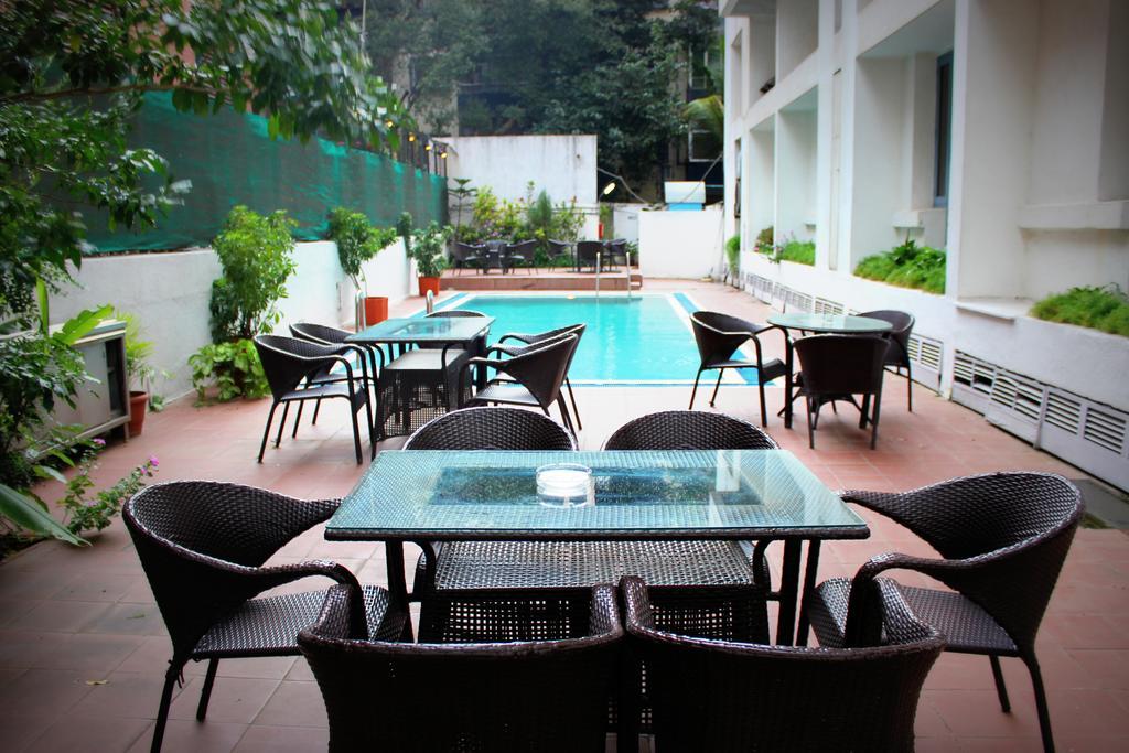 פונה Hotel Sagar Plaza City Centre מראה חיצוני תמונה