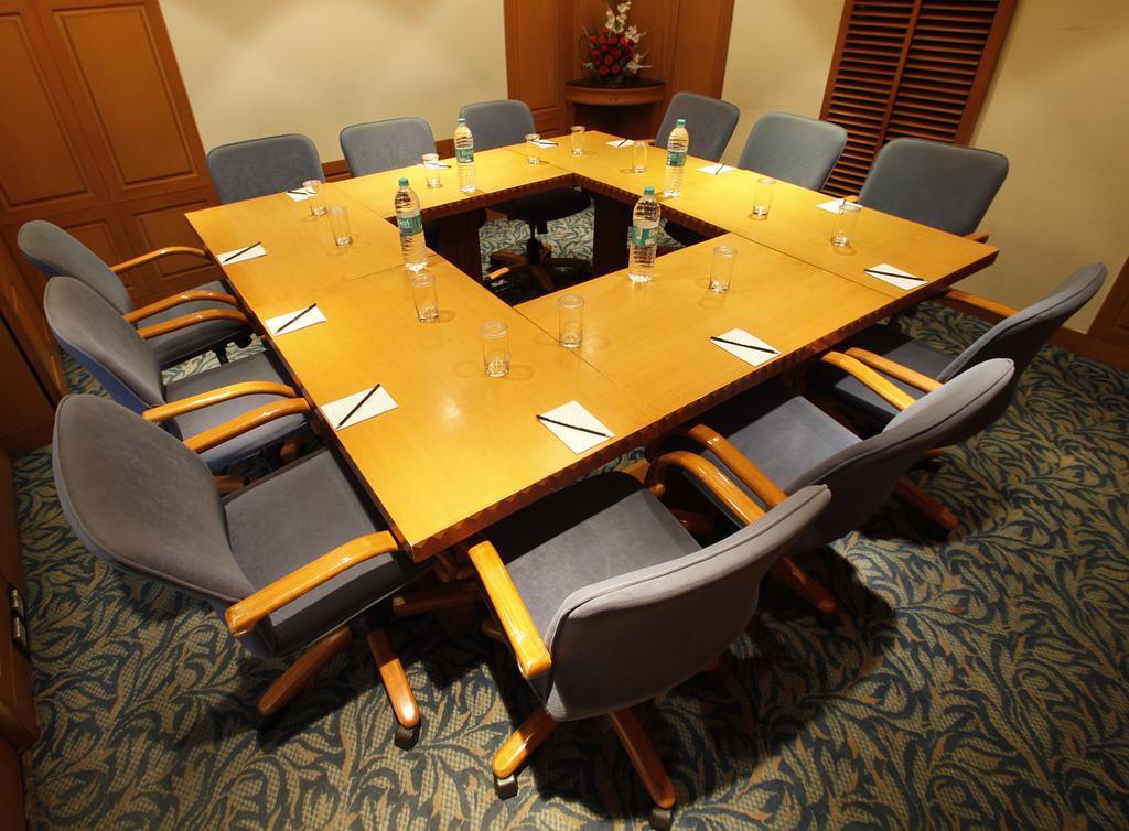 פונה Hotel Sagar Plaza City Centre מראה חיצוני תמונה