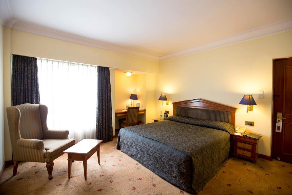 פונה Hotel Sagar Plaza City Centre חדר תמונה