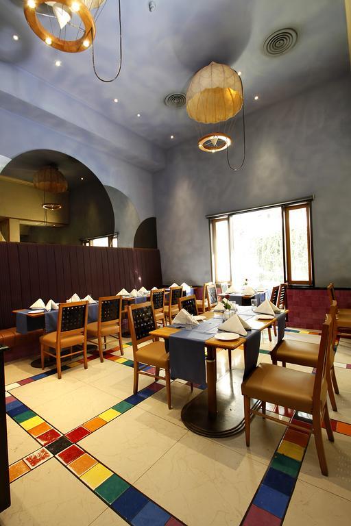 פונה Hotel Sagar Plaza City Centre מראה חיצוני תמונה
