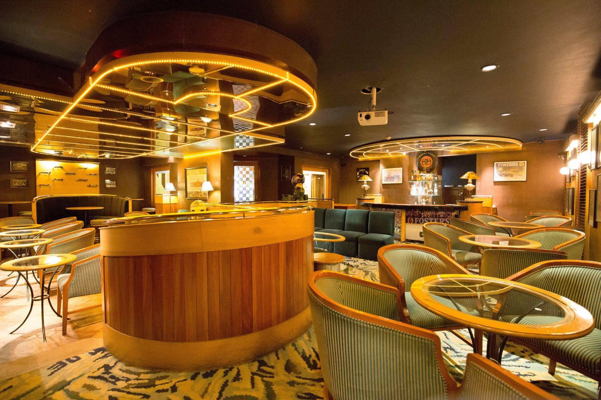 פונה Hotel Sagar Plaza City Centre מראה חיצוני תמונה