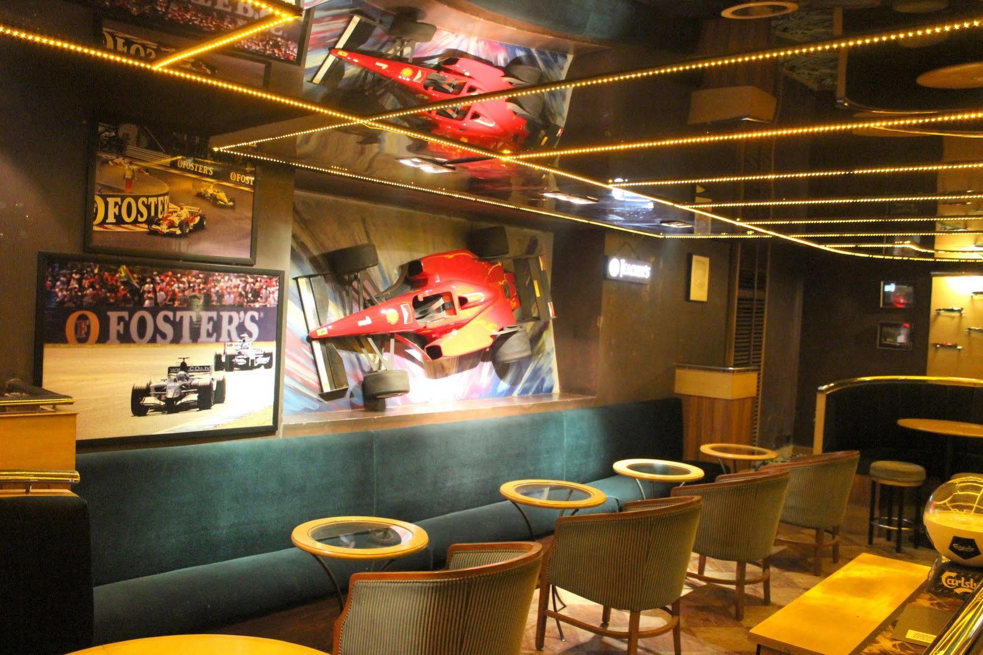 פונה Hotel Sagar Plaza City Centre מראה חיצוני תמונה